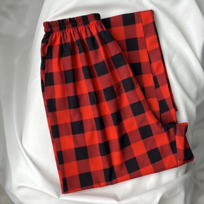 پیژامه قرمز مشکی